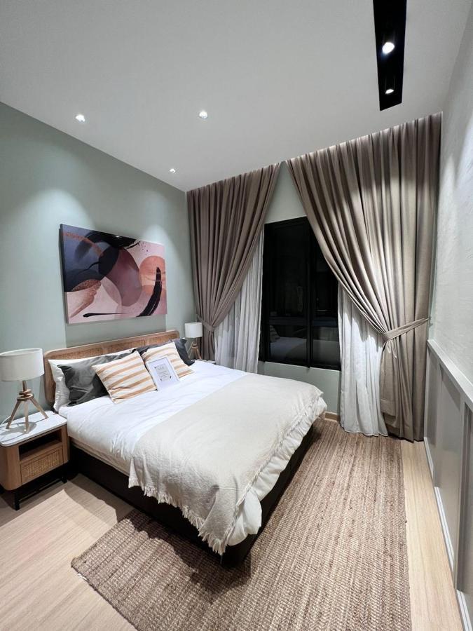 Meera Mahkota Hotel Melaka Exteriör bild